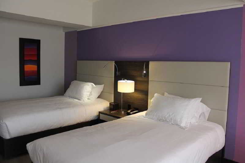 Hotel Nh Bogota Urban 26 Royal Zewnętrze zdjęcie